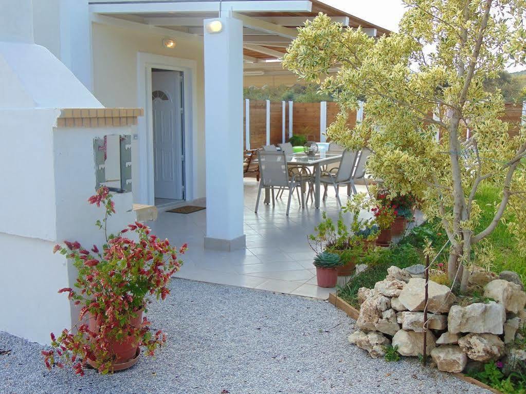 Villa Campos- Less Than 5-Min Walk To Kalivaki Beach Георгіуполіс Екстер'єр фото